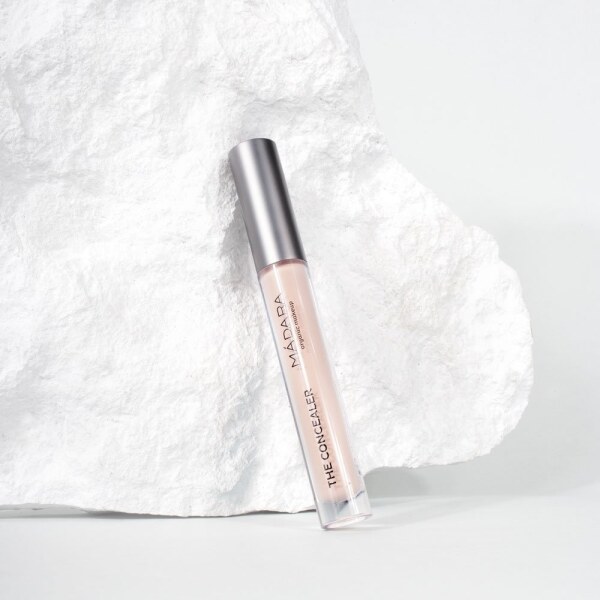 MADARA-The-Concealer-25-Latte-1000-3