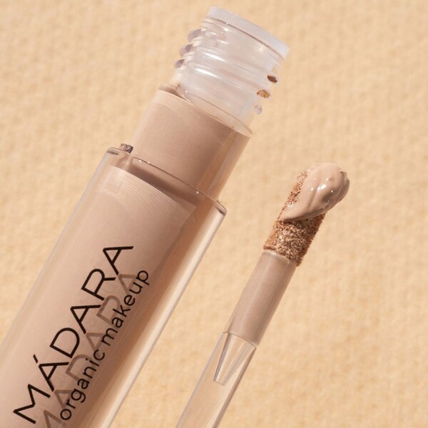 MADARA-The-Concealer-30-Warm-Latte-1000-1